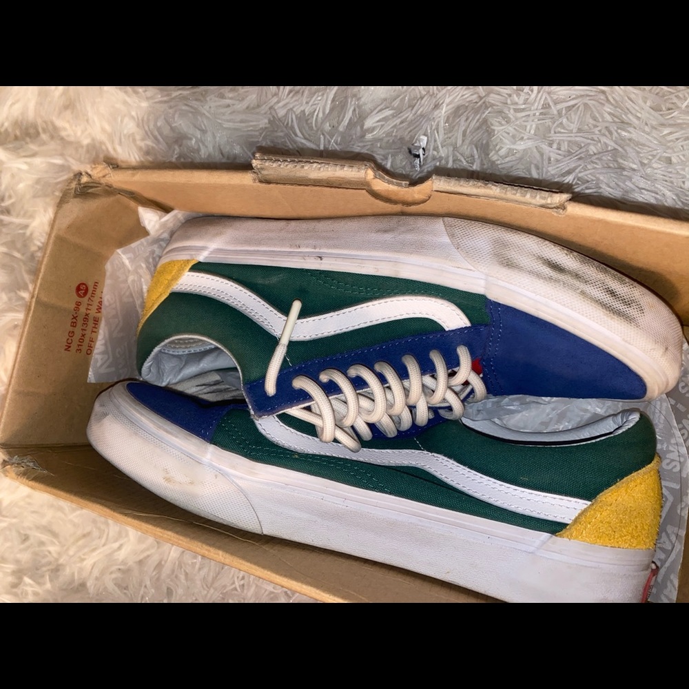 Yacht Vans